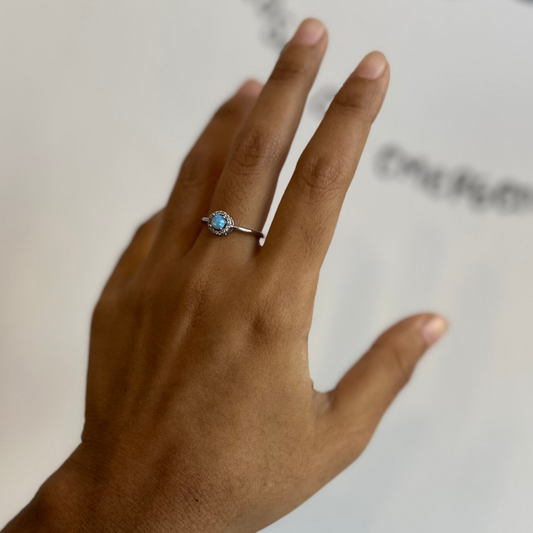 Anillo Ópalo de Etiopia.